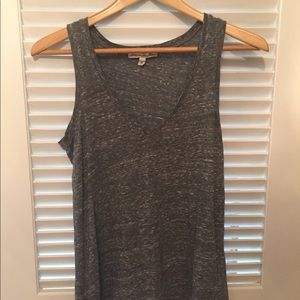 Express One Eleven women’s vneck top